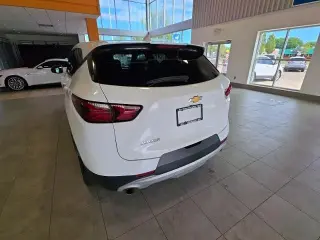 Chevrolet Blazer 2021 LT 4puertas SUV con 1LT