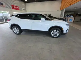 Chevrolet Blazer 2021 LT 4puertas SUV con 1LT