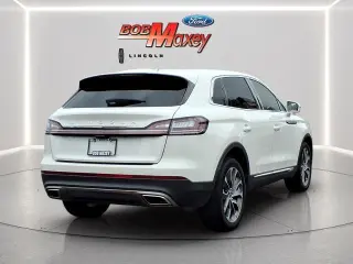 Lincoln Nautilus 2023 AWD Reserve 4dr SUV