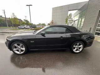 Ford Mustang 2011 GT Premium 2dr Convertible