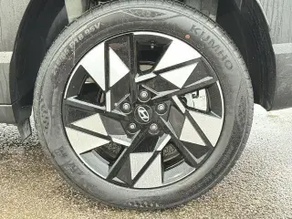 Hyundai KONA 2025 AWD SEL 4dr Crossover