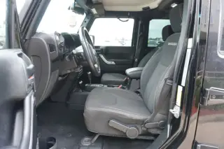 Jeep Wrangler JK Unlimited 2018 4x4 Sahara 4dr SUV