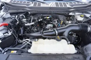 Ford F-150 2023 4x2 XL 4dr SuperCrew 5.5 ft. SB