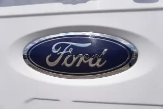 Ford F-150 2023 4x2 XL 4dr SuperCrew 5.5 ft. SB