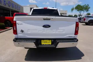 Ford F-150 2023 4x2 XL 4dr SuperCrew 5.5 ft. SB