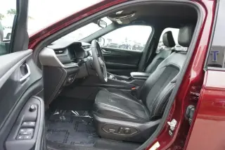 Jeep Grand Cherokee 2024 4x4 Laredo 4dr SUV