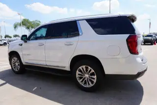 GMC Yukon 2021 4x4 SLT 4dr SUV
