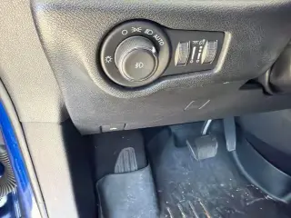 Chrysler Pacifica 2020 Limited Red S 4dr Mini-Van