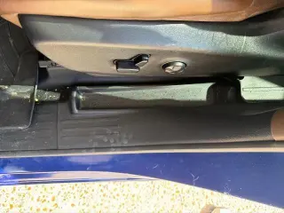 Chrysler Pacifica 2020 Limited Red S 4dr Mini-Van