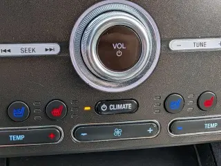 Ford Explorer 2019 AWD Limited 4dr SUV