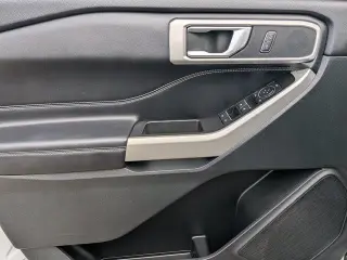 Ford Explorer 2022 AWD XLT 4dr SUV