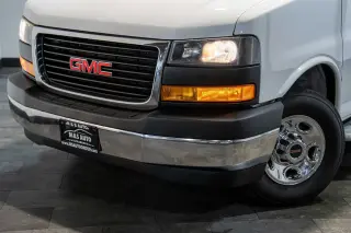 2023 GMC Savana Cargo Van