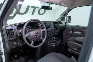 2023 GMC Savana Cargo Van