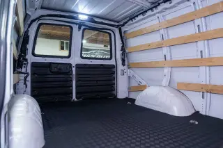 2023 GMC Savana Cargo Van