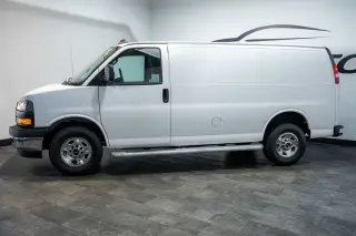 2023 GMC Savana Cargo Van