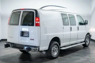 2023 GMC Savana Cargo Van