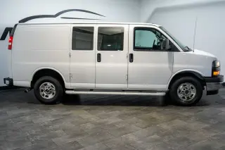 2023 GMC Savana Cargo Van
