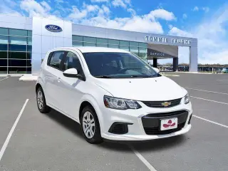 Chevrolet Sonic 2020 LT 4dr Hatchback w/1FL
