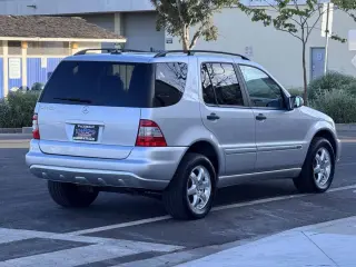 2004 Mercedes-Benz ML350