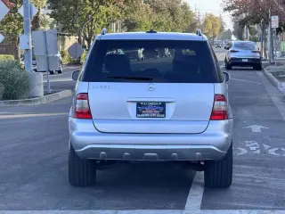 2004 Mercedes-Benz ML350