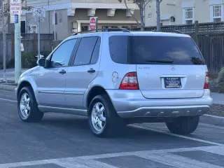 2004 Mercedes-Benz ML350
