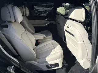 2024 BMW X7