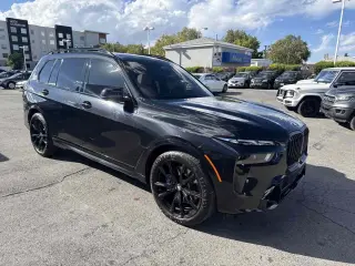 2024 BMW X7