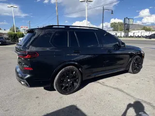 2024 BMW X7