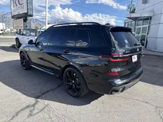 2024 BMW X7