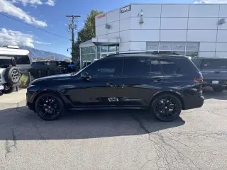2024 BMW X7