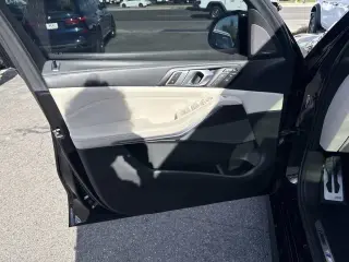 2024 BMW X7