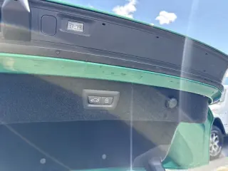 2023 BMW M8