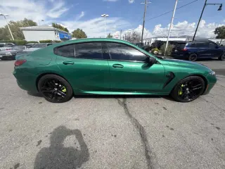 2023 BMW M8
