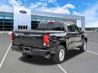 Chevrolet Colorado 2025 4x2 Work Truck 4dr Crew Cab 5 ft. SB