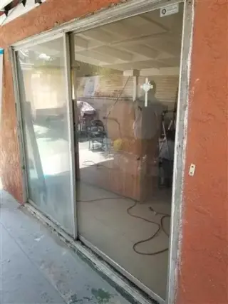 Ventanas y Puertas MORENO