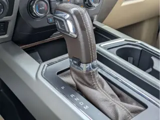 Ford F-150 2018 4x4 King Ranch 4dr SuperCrew 5.5 ft. SB