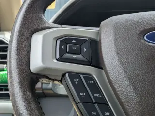 Ford F-150 2018 4x4 King Ranch 4dr SuperCrew 5.5 ft. SB