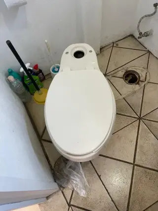 🚨🔧 ¿PROBLEMAS DE PLOMERÍA? 🔧🚨