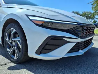Hyundai ELANTRA 2025 SEL Sport 4dr Sedán