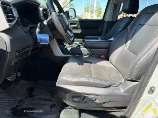 Toyota Tundra 2023 4x4 Limited 4dr CrewMax Cab Pickup SB