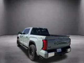 Toyota Tundra 2023 4x4 Limited 4dr CrewMax Cab Pickup SB