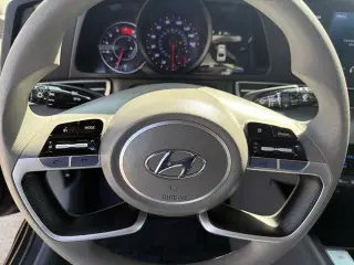 Hyundai ELANTRA 2023 SEL 4p Sedan