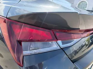 Hyundai ELANTRA 2023 SEL 4p Sedan