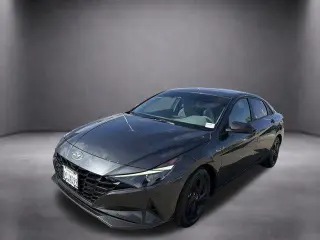Hyundai ELANTRA 2023 SEL 4p Sedan