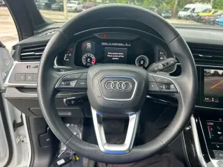 Audi Q7 2021 tracción en todas las ruedas quattro Premium Plus 55 TFSI SUV de 4 puertas