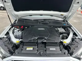 Audi Q7 2021 tracción en todas las ruedas quattro Premium Plus 55 TFSI SUV de 4 puertas