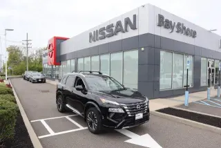 Nissan Rogue 2025 Platinum 4dr Crossover