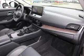 Nissan Rogue 2025 Platinum 4dr Crossover