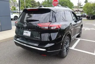 Nissan Rogue 2025 Platinum 4dr Crossover