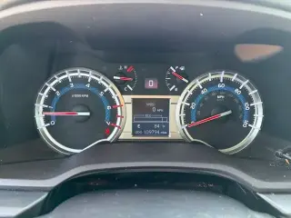 Toyota 4Runner 2018 4x4 SR5 Premium 4puerta SUV